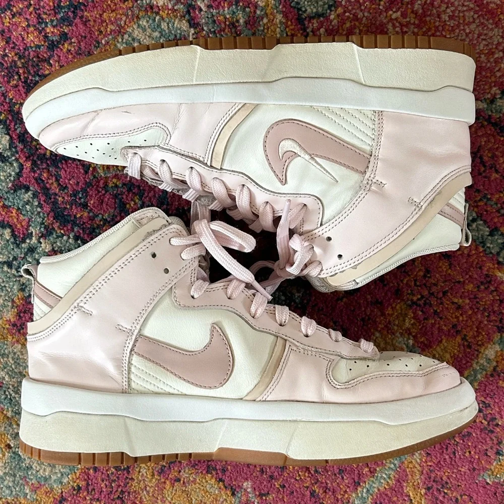 Nike | Women's ‘Sail Light Soft Pink’ White Dunk High Up Lace Up Sneakers sz 9.5